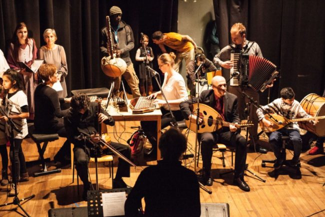 Cornelia Mayer Zitherspielerin in Wien - (c) Weltkulturschule