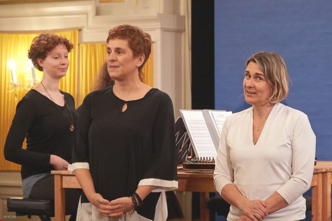 Cornelia Mayer Zitherspielerin in Wien – Zitherkonzert Bockkeller © Herbert Zotti Cornelia Mayer Zitherspielerin in Wien - Zitherkonzert Bockkeller © Herbert Zotti